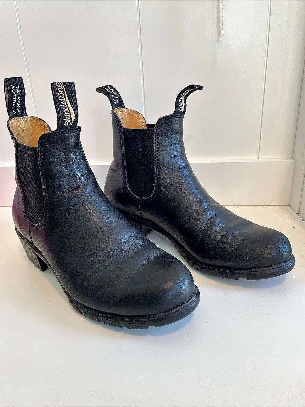 Blundstone Women's Series Heel #1671 Black Chelsea Boots